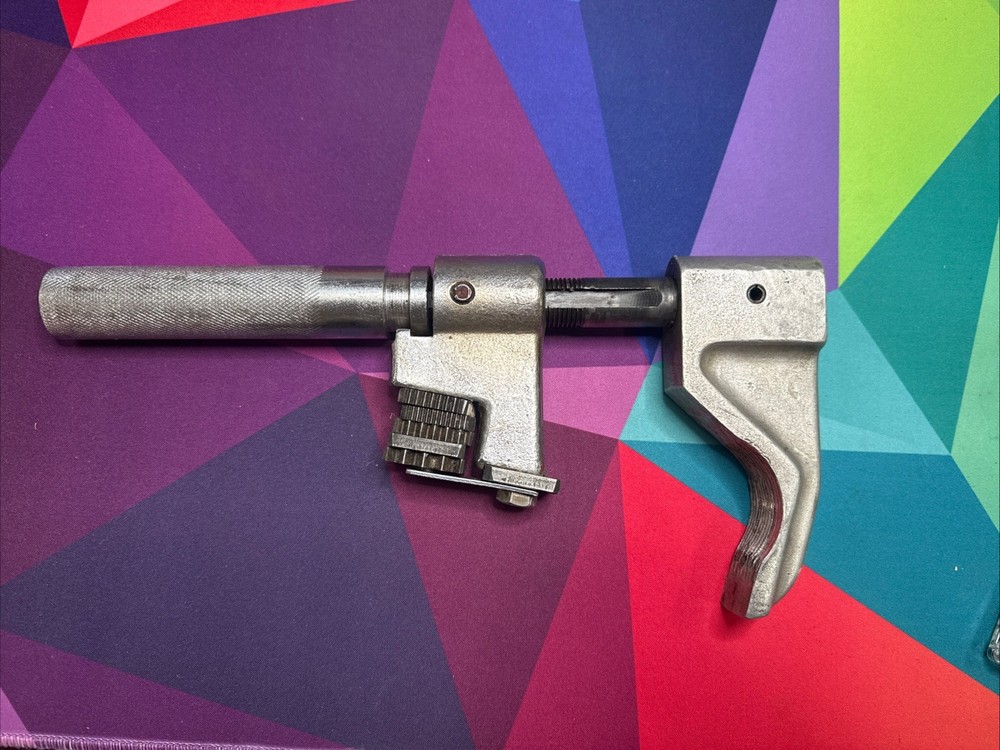 OTC TOOLS THREAD REPAIR CHASER TOOL #897-A