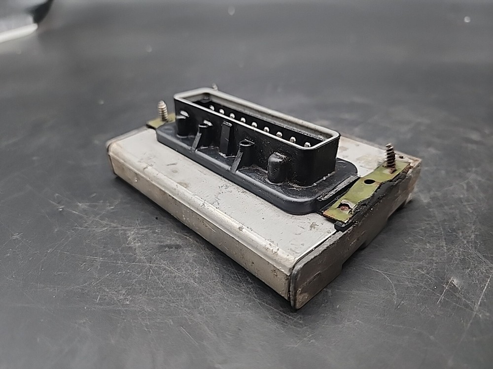 OEM Chrysler Voyager Control Unit 05144580AB Used