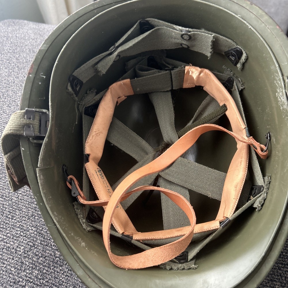 WW2 Helmet w/Liner