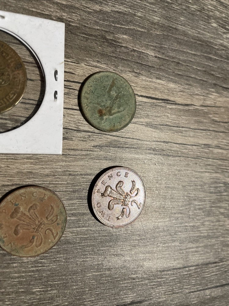 7 Random Estate Find Coins.