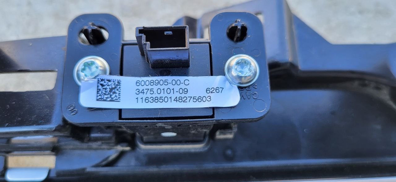 Tesla Model S/X OEM MCU Media Control Unit Touch Screen 6008905-00-C, 1002294-00