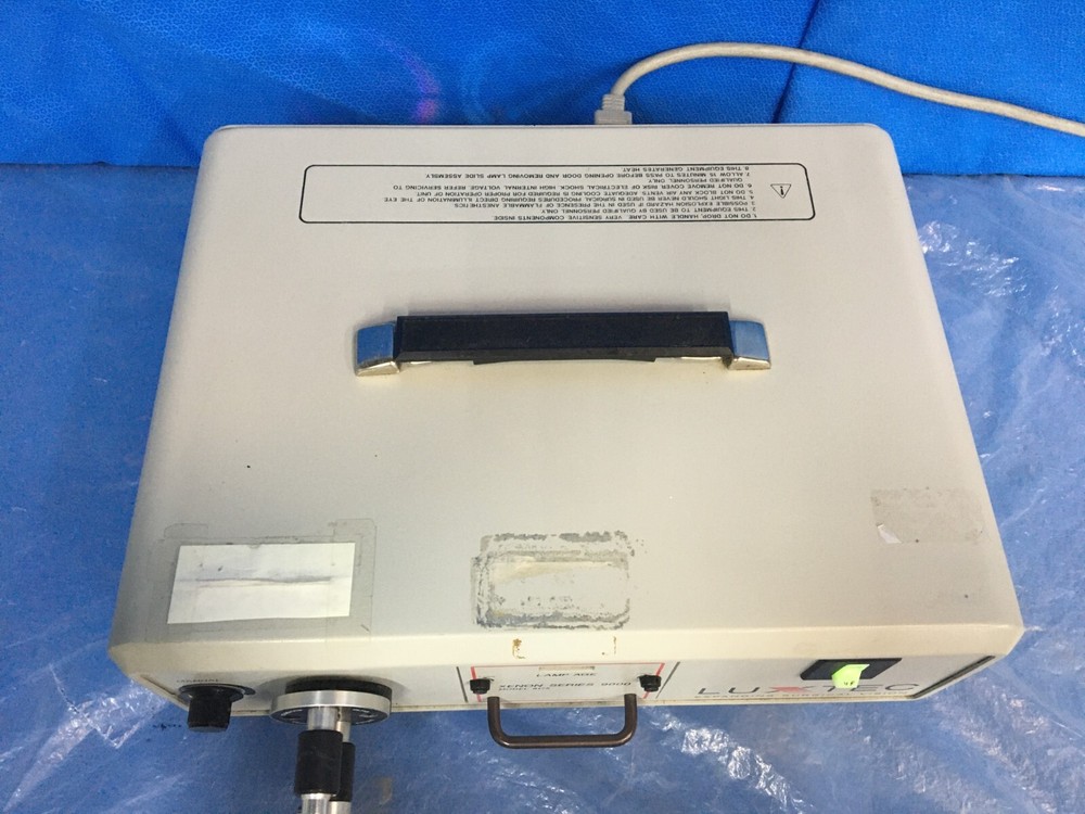 Luxtec Xenon Series 9000 Light Source, Model 9175