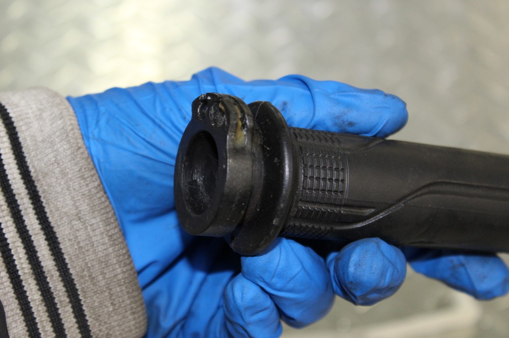2013 HONDA CB500X RIGHT THROTTLE GRIP