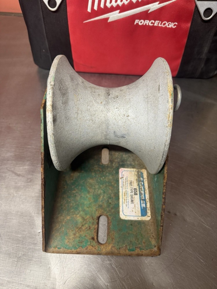 Greenlee 658 Tray Type Sheave