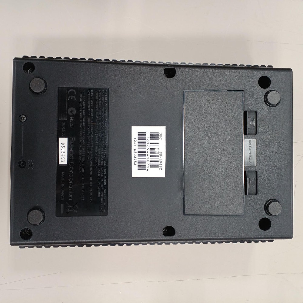 ROLAND SP-404SX Linear Wave Sampler Beatbox Sample Playback Effects Processor ​