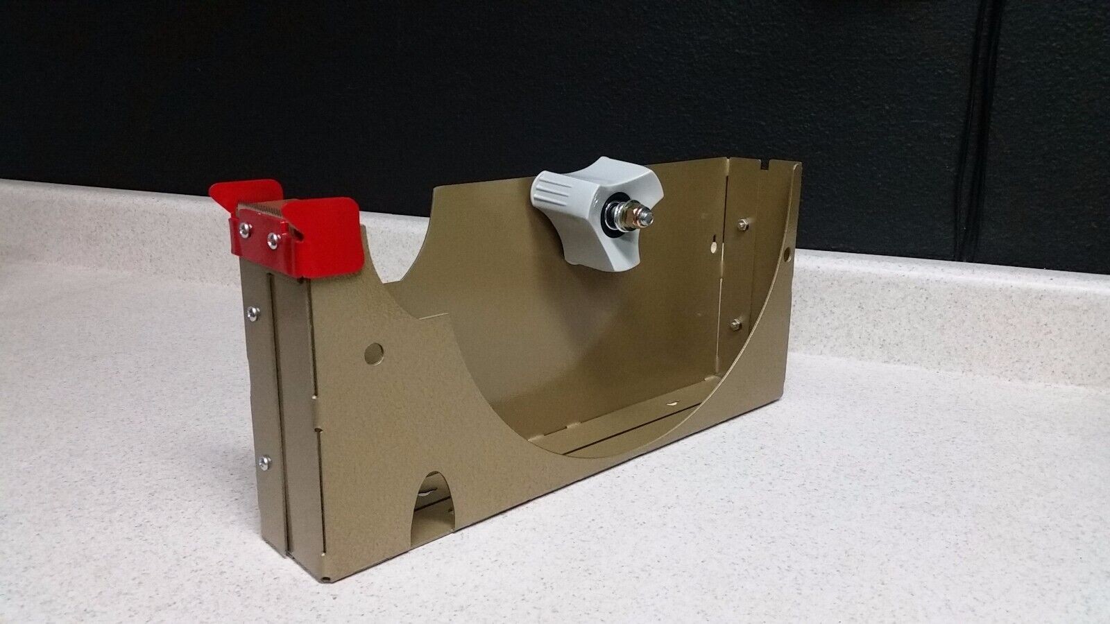 10 inch tape dispenser 2" wide 3" core. Packaging tape dispenser commercial duty