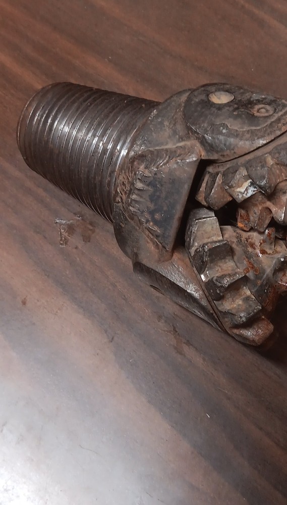 Valco 4 3/4 # 29157 rock drill bit. not seized it spins