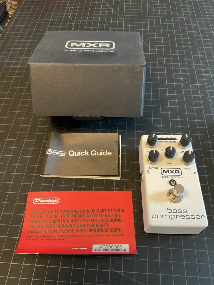 MXR M87 Bass Compressor Effect Pedal
