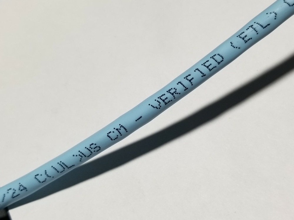 Commscope 1061C 24/4P Cat5E UTP Systemax PowerSUM Network Cable Light Blue/100ft