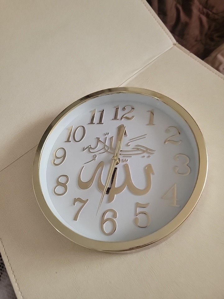 Islamic wall decor, Round Clock With Arabic Lenguage