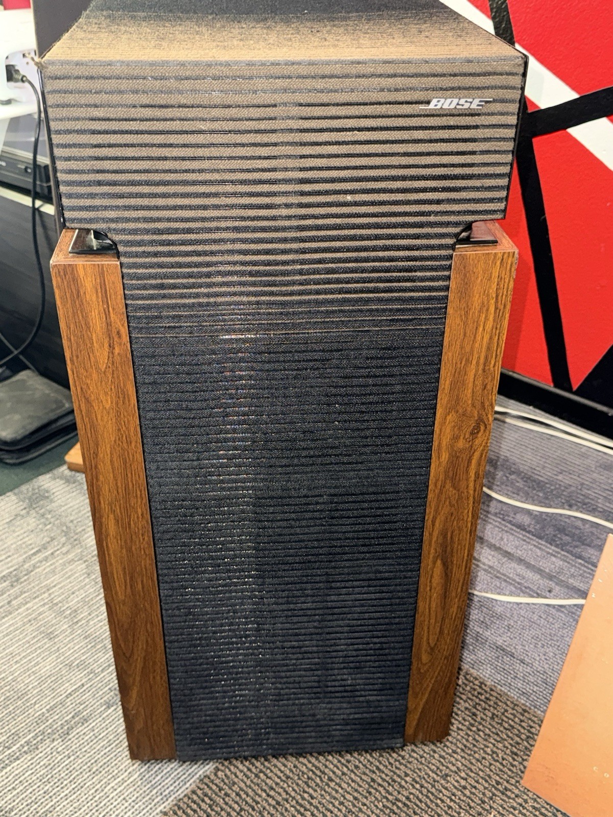 Bose 601 Series II Direct Reflecting Vintage Speakers Vinyl Wood look Finish