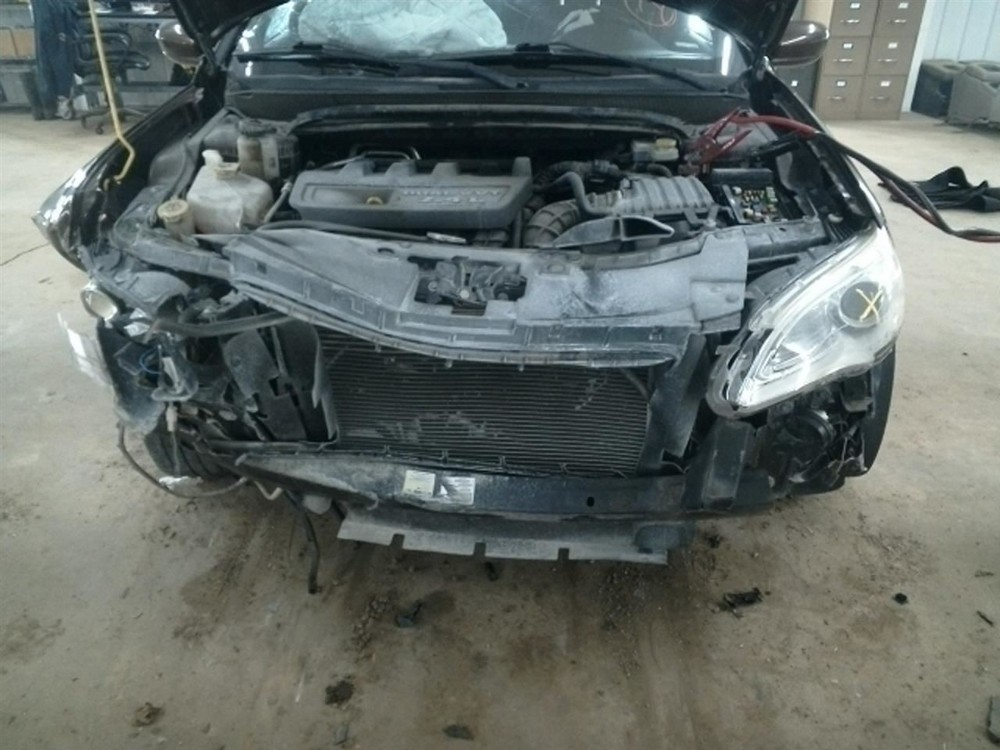 200 2013 High Mounted Stop Light 104930448