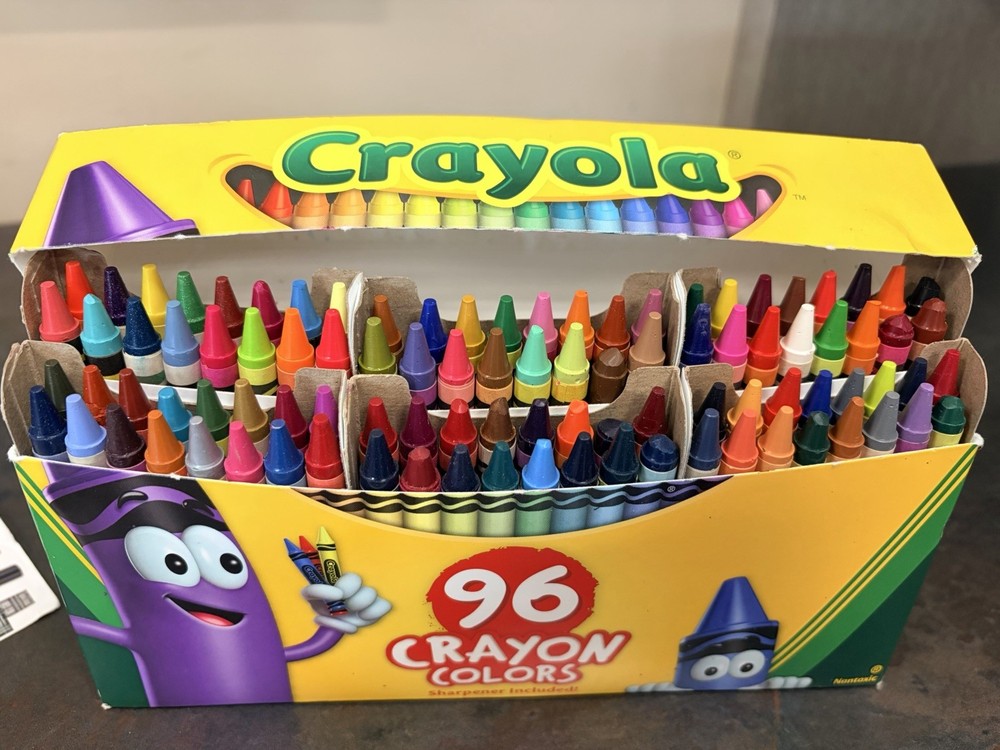 Crayola 520096 96ct Crayons with Built-in Sharpener