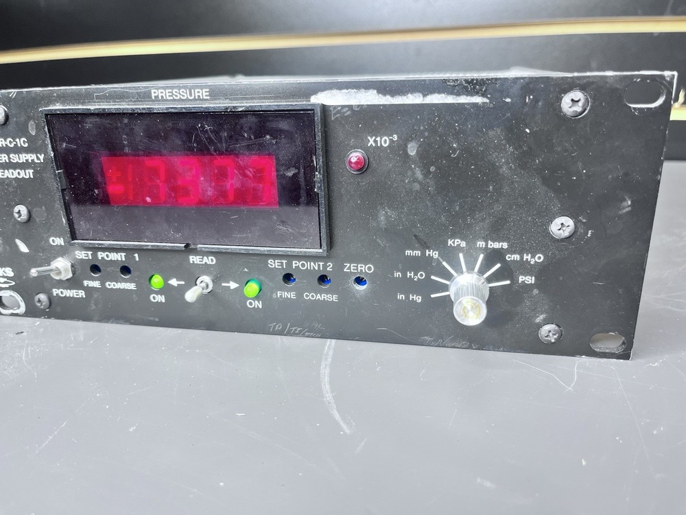 MKS PDR-C-1C Power Supply / Readout