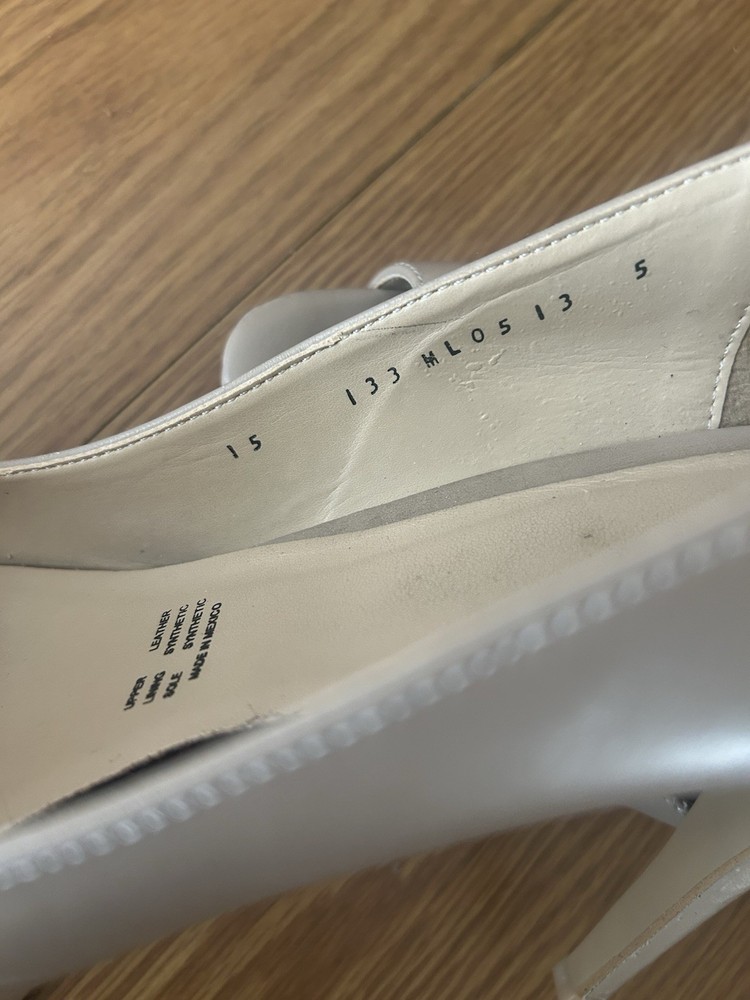 RSVP LEATHER 5” HEELS - Size 15