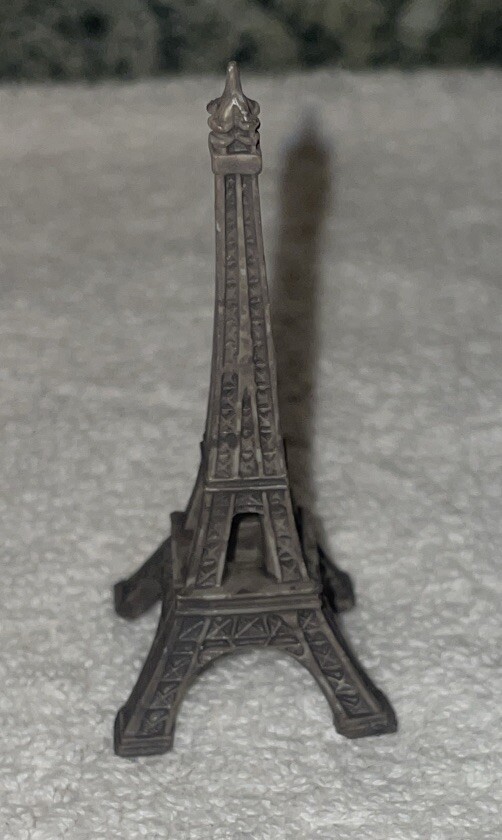 Safari Ltd Eifell Tower Figurine