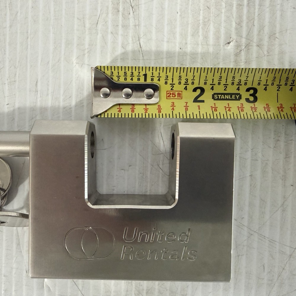 Commercial Storage Unit - Container - Gates Block Lock Padlock Straight