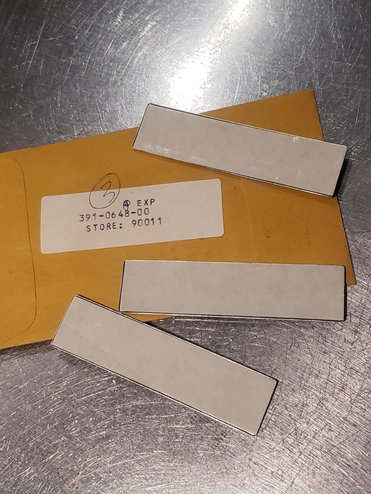 One New Heathkit Emblem #391-648 Zenith Data Systems NOS
