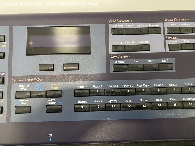 Kurzweil PC2x 88 Weighted Keys Performance Controller Keyboard - Read