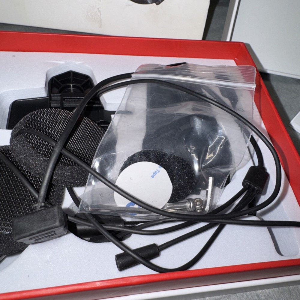 Moman CP-E Compack Edge Headset Helmet Intercom 1- Rider Kit UNTESTED