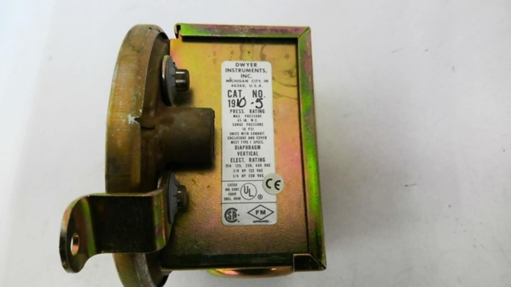 Dwyer 1910-5 Pressure Switch