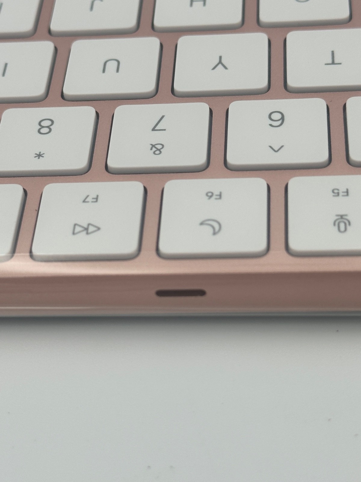 NEW Genuine Apple magic keyboard for Macs Pink A2450