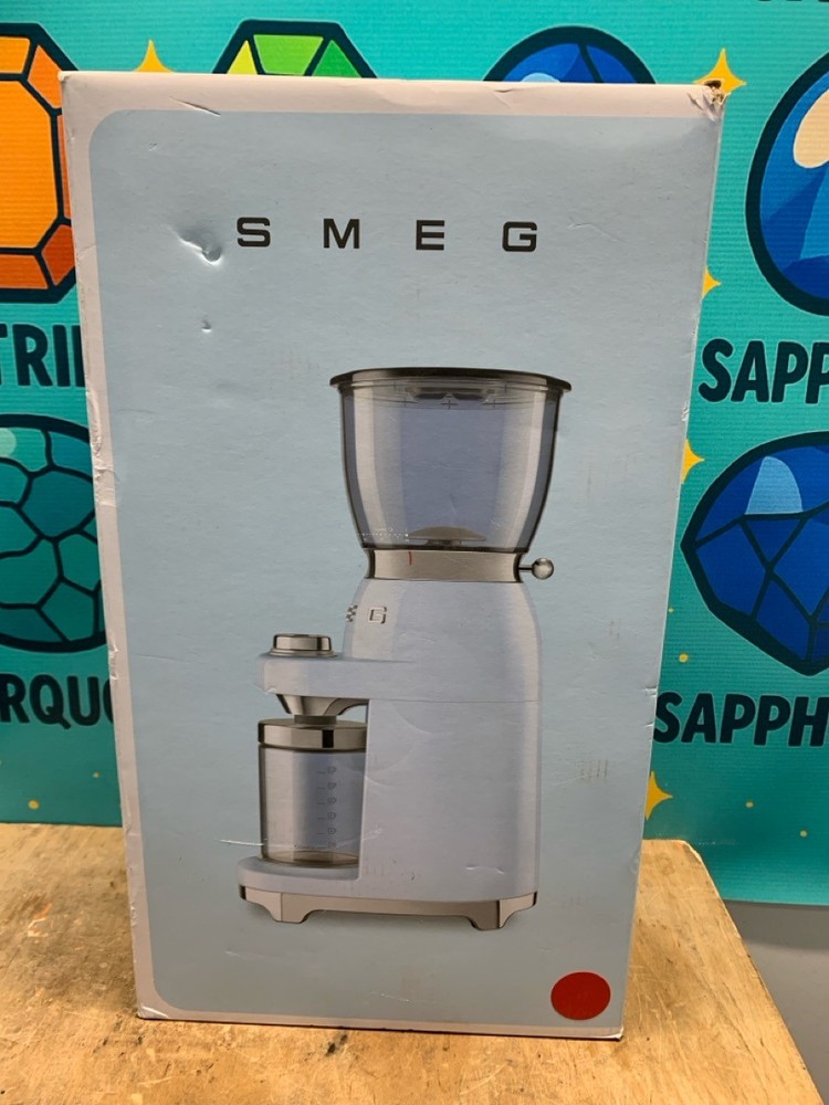 SMEG CGF01PBUS - Coffee Grinder -RED (E10046631)