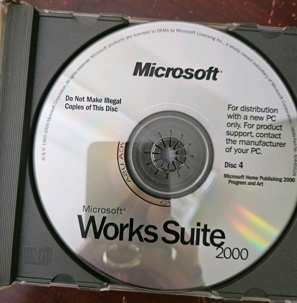 Microsoft Works Suite 2000 Complete 8 CD Set Vintage Software
