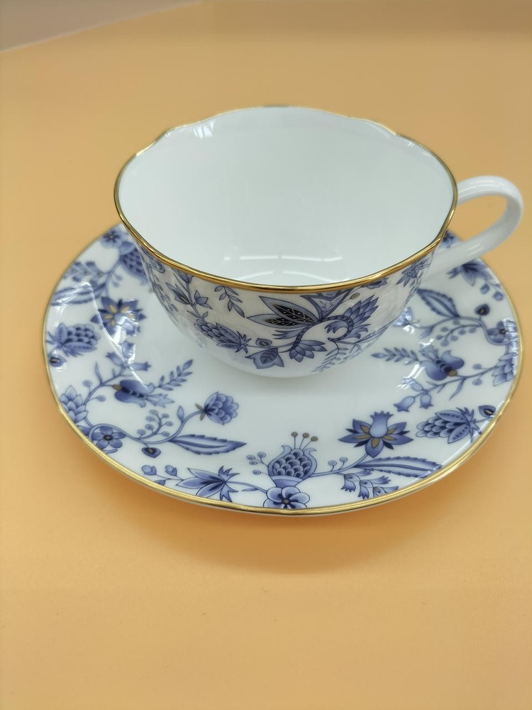 Noritake Multicollar Cup & Saucer 5-Piece Assortment Set