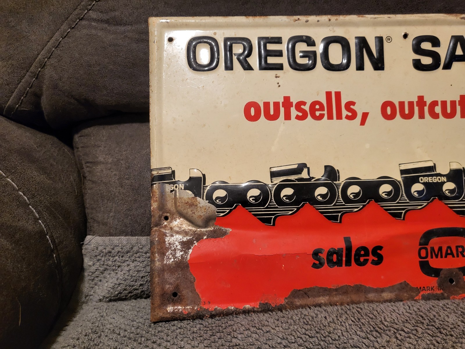Oregon Chainsaw Advertising Sign, EARLY HEAVY METAL NOT TIN TACKER..