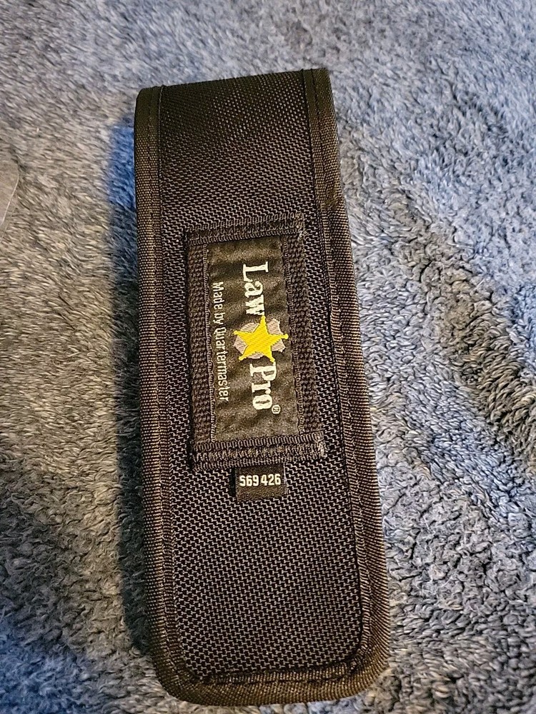 Law Pro #S69-426. Black Nylon Mini Flashlight Holder