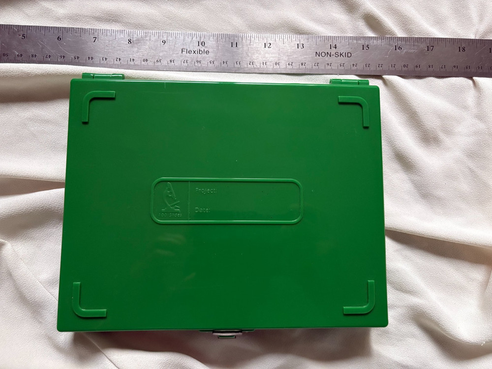 100-Place Microscope Slide Storage Box HEATHROW Cork-Lined - Green