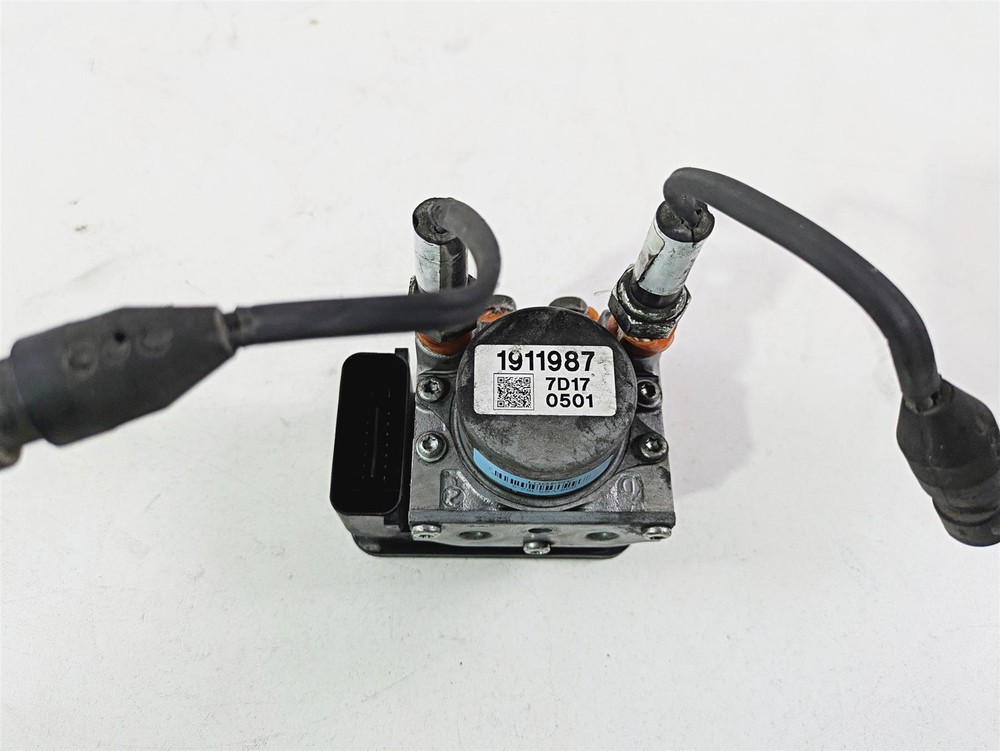 2017 Indian Chieftain Limited Abs Brake Pump Control Unit Module 2204981
