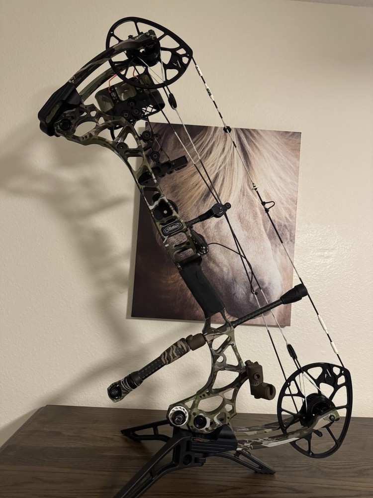Mathews Triax 29” 70lb