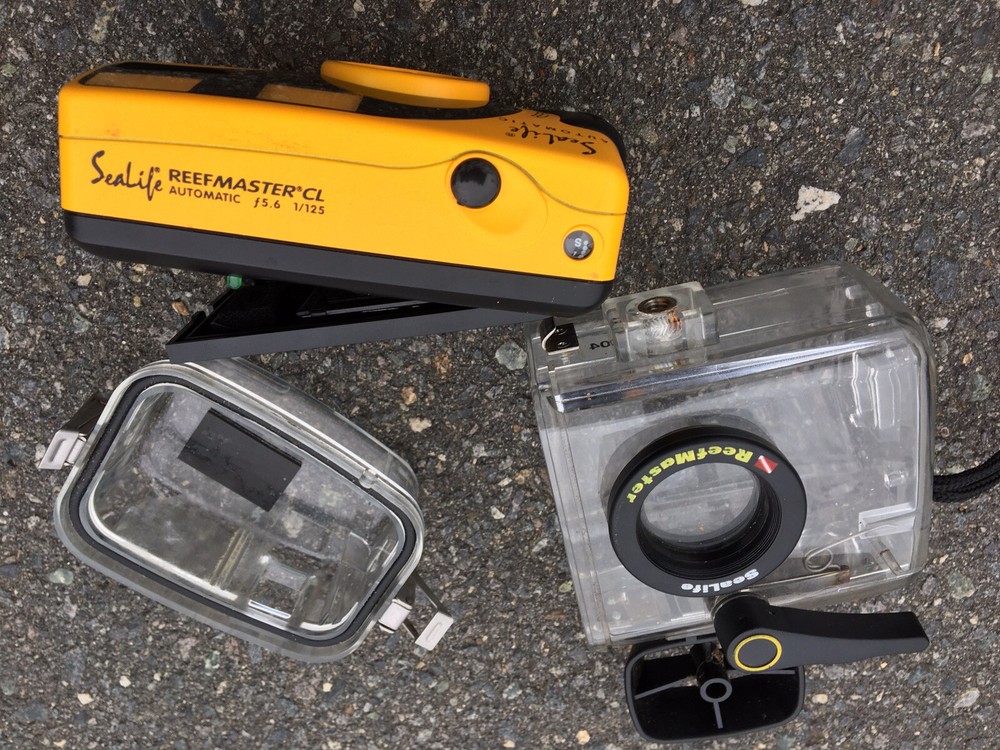 Sealife Reefmaster SL52001 Automatic 35mm camera and waterproof case