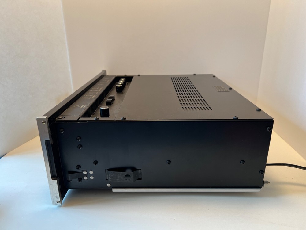MCINTOSH MR80 FM TUNER - AS IS