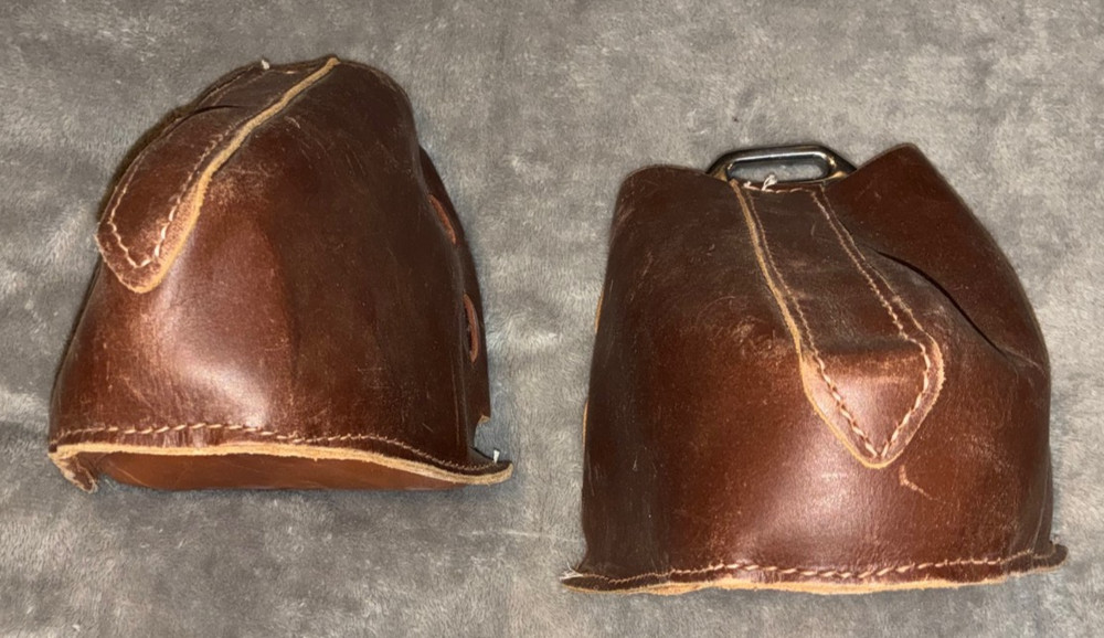 4 1/4'' ENGLISH LEATHER TAPADEROS