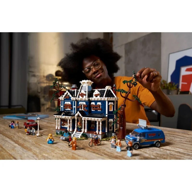 MOC 11370 Icons Stranger Things: The Creel House- No box