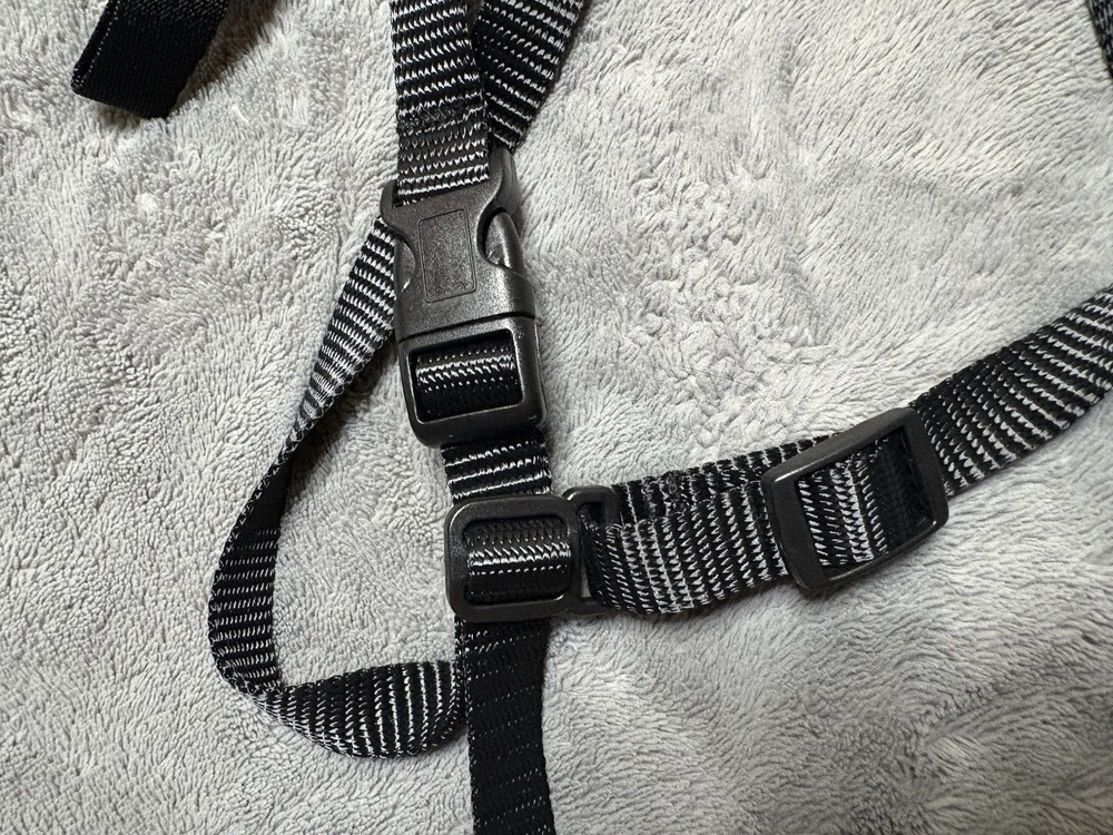 Black Adjustable Mesh Nylon Plastic Dog Muzzle for Large Dogs Non Breed Specific