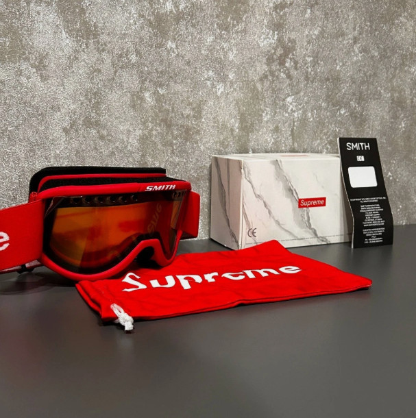 Supreme x Smith Snowboard Ski Goggles Red FW15 Colorway Limited Edition 2026 New