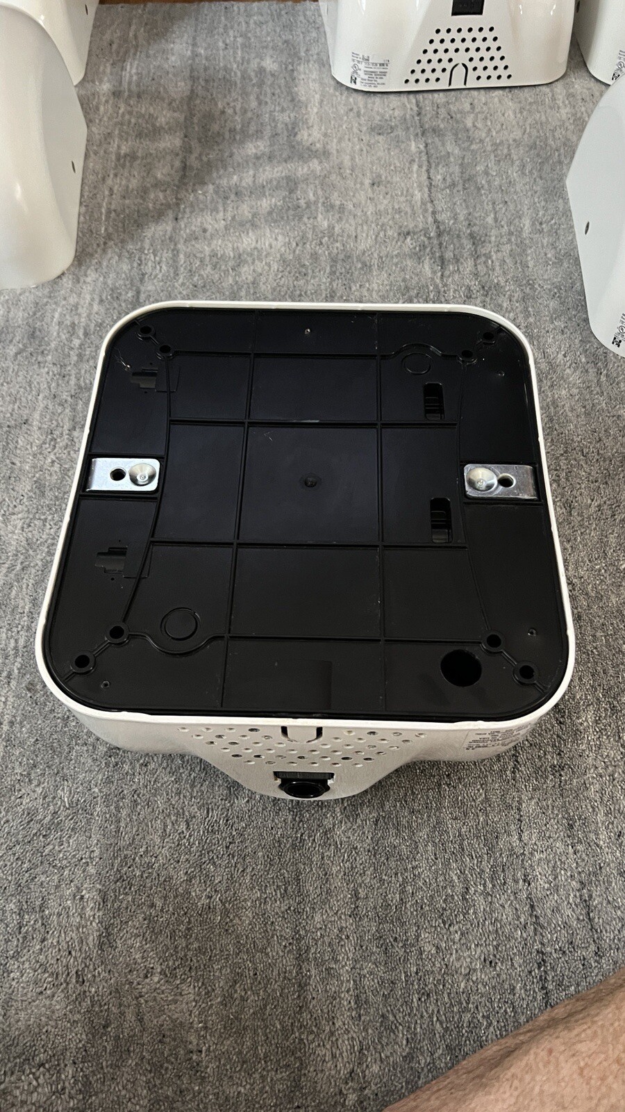 XLERATOR HAND DRYER XL-W NO TOUCH WALL MOUNT BATHROOM EXCEL XL C BW WHITE METAL