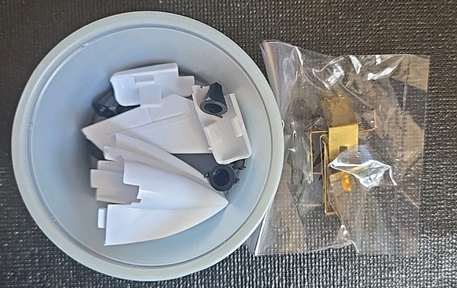 ACADEMY SPACE SHUTTLE AND BOOSTER ROCKETS 1/288 MODEL KIT Opened Complete!