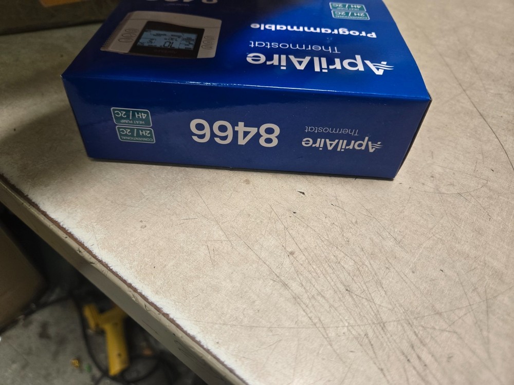 AprilAire 8466 Universal Programmable Thermostat
