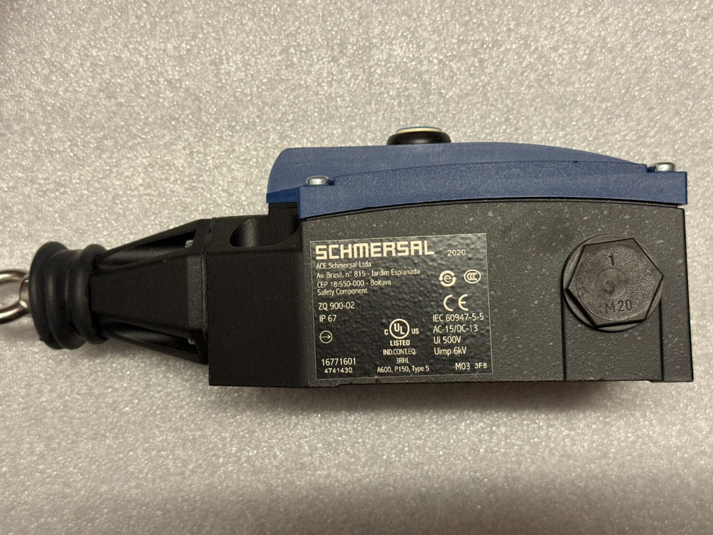 Schmersal ZQ 900-02 Emergency Cable Pull Switch, New