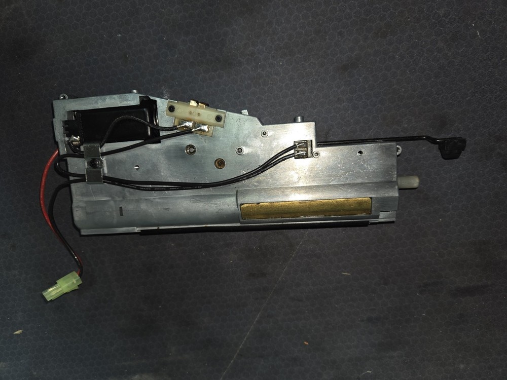 AIRSOFT FAMAS GEARBOX (WORKING - TESTED)