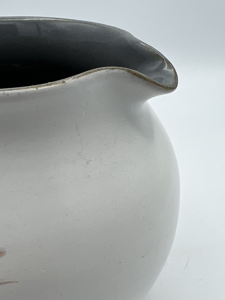 Lovely Danberry Stoneware Sping 2qt Pitcher