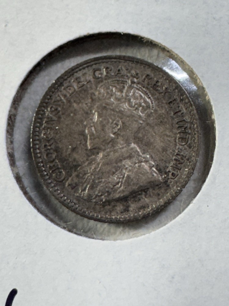 1917 Canada 5 Cents Small Silver Coin Cleaned