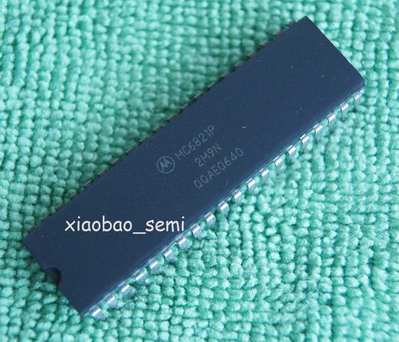 15pcs MC6821P MC6821 Peripheral Interface Adapters