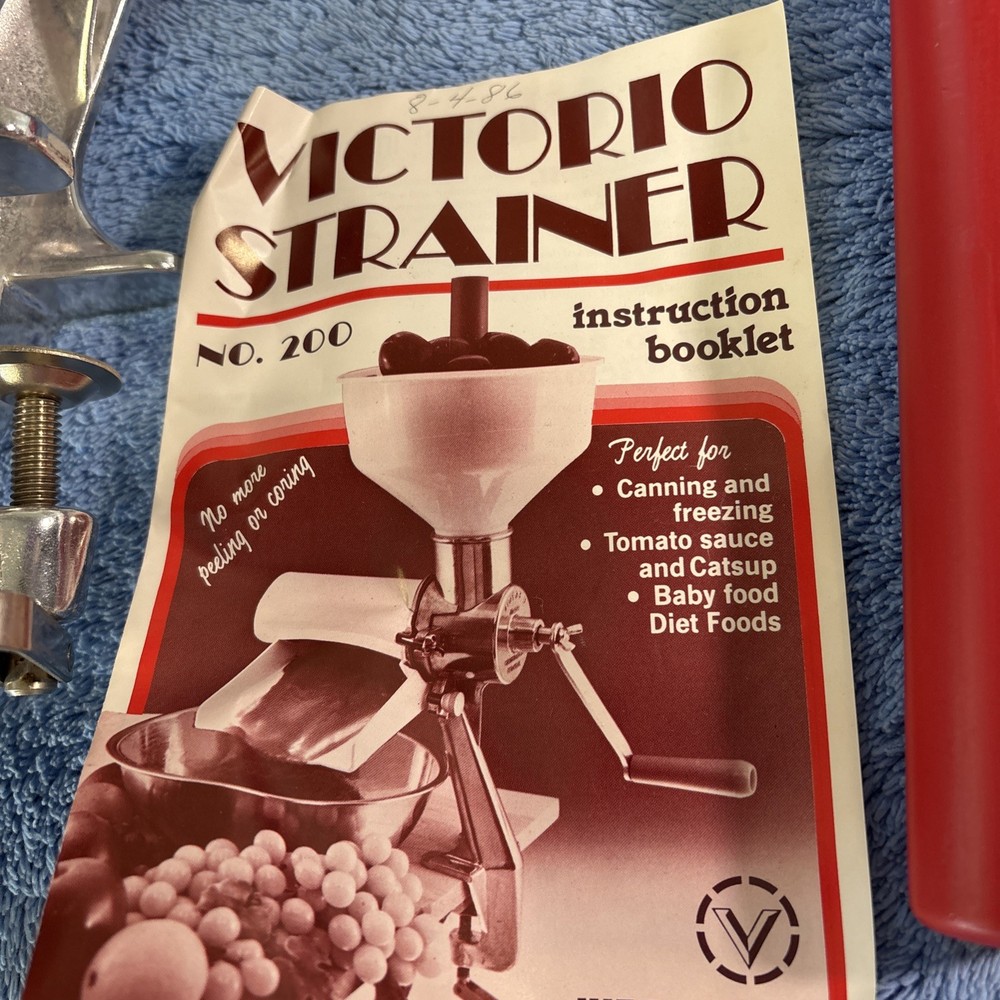 Vitantonia Victoria Strainer