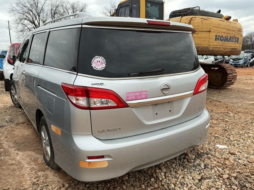 QUEST 2015 Glove Box 4986446